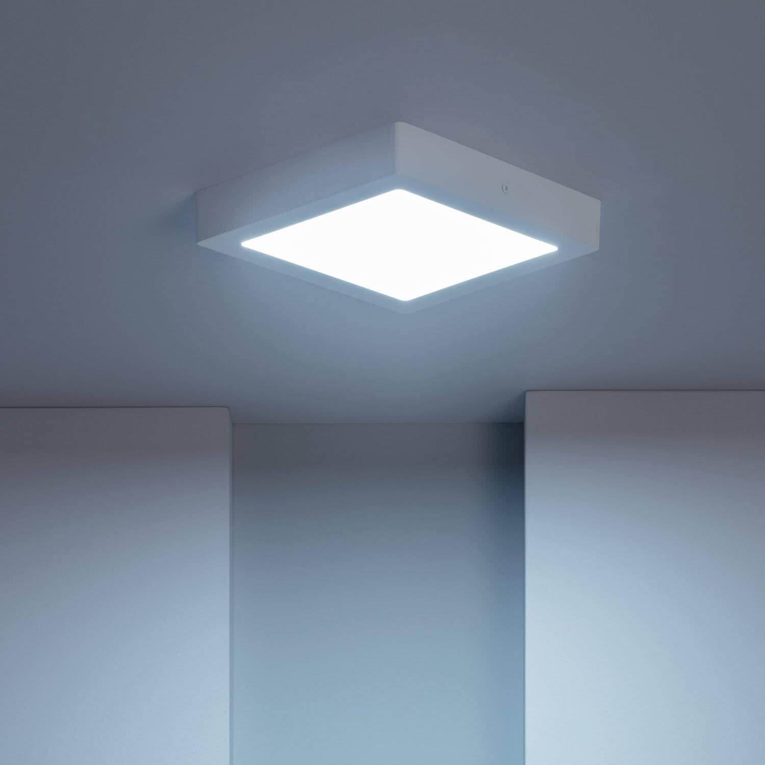 Plafonnier LED Carré 18W 225x225 mm