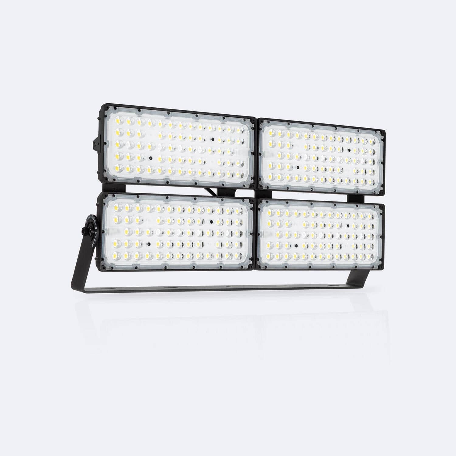 Projecteur LED 800W Stadium 160 lm/W IP66 LIFUD Dimmable 0-10V Horizontal